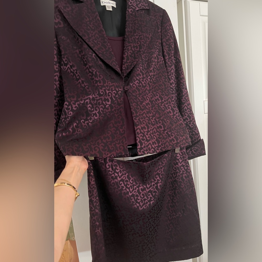 😍🥰4in one price Bebe  luxury work suit set w Fur